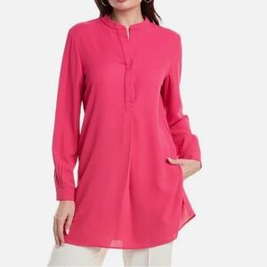 Anne Klein- Popover Blouse. New with Tag.